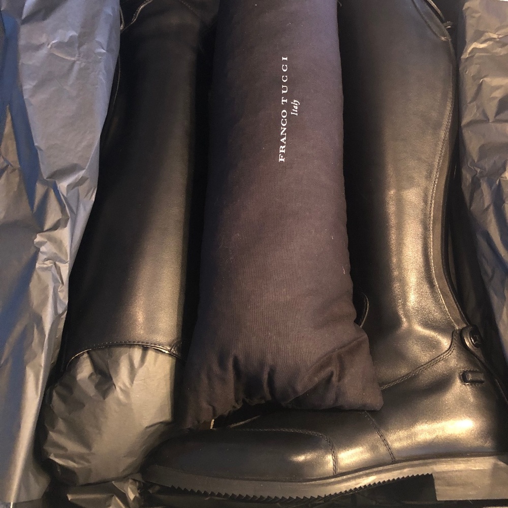 Tucci Marilyn Tall Boots Size 39 B